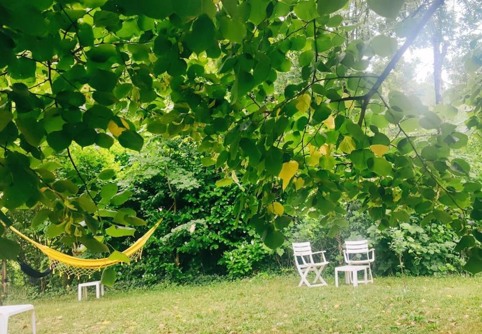 Gite Et Jardin En Bord De Riviere Saumane Exterior foto